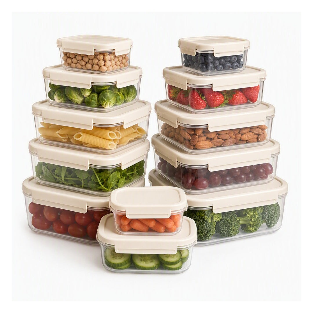 Plastic food storage containers